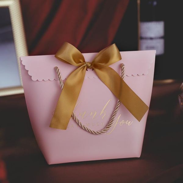 gift wrap 1pcs 2021 wedding candy box stool carrying bag ins style empty paper packaging
gift wrap 1pcs 2021 wedding candy box stool carrying bag ins style empty paper packaging