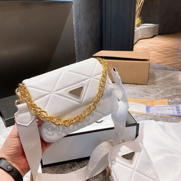 outlet ale 2021 small fashion large capacity korean single shoulder temperament simple rhombic chain messenger bag luxuryss designerss yw
outlet ale 2021 small fashion large capacity korean single shoulder temperament simple rhombic chain messenger bag luxuryss designerss yw