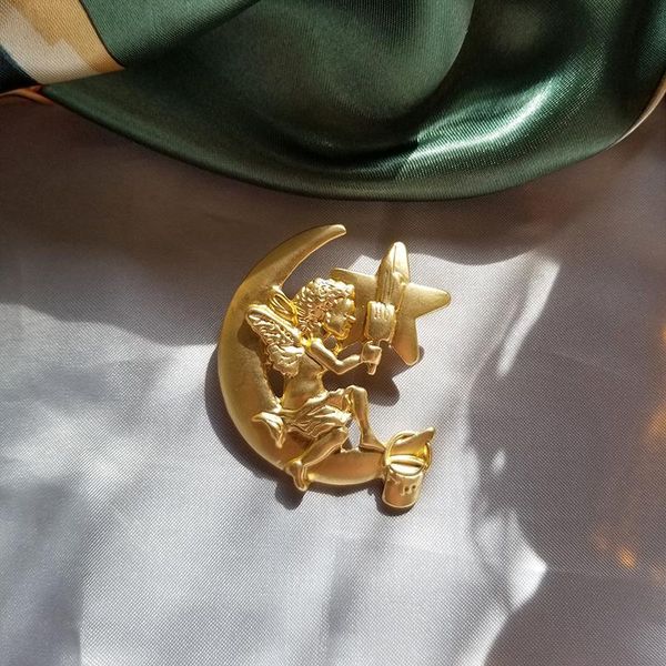 pins, brooches 5 styles vintage carriage god moon heart tower corsage lapel pin scarf bag clothes classic jewelry gift for woman girl, Gray
pins, brooches 5 styles vintage carriage god moon heart tower corsage lapel pin scarf bag clothes classic jewelry gift for woman girl, Gray
