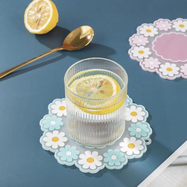mats & pads 120pcs coasters for drinks non-slip pvc cup mat tableprotection daisy flower pattern heat insulation placemat
mats & pads 120pcs coasters for drinks non-slip pvc cup mat tableprotection daisy flower pattern heat insulation placemat