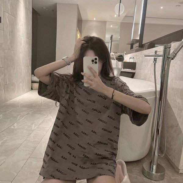 letter 21s summer new full print bullet screen printed cotton cement grey short sleeve t-shirt for lovers, Gray
letter 21s summer new full print bullet screen printed cotton cement grey short sleeve t-shirt for lovers, Gray