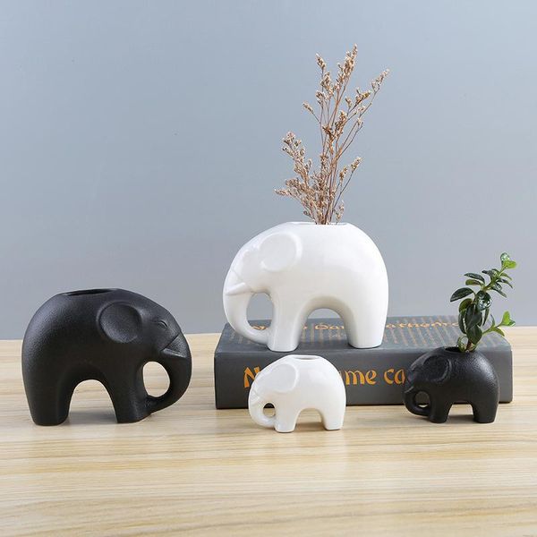 vases creative handmade ceramic flower elephant white porcelain arrangement nordic decoration decorative vase
vases creative handmade ceramic flower elephant white porcelain arrangement nordic decoration decorative vase