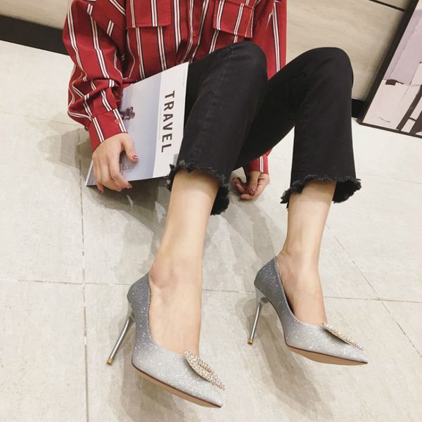 crystal high heels 2021 pointed rhinestones square buckle sequins pumps gradient color super high heels wedding shoes, Black
crystal high heels 2021 pointed rhinestones square buckle sequins pumps gradient color super high heels wedding shoes, Black