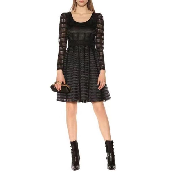 casual dresses chic summer black long sleeve o neck elegant 2021 fashion dress celebrity party hollow out club wholesale, Black;gray
casual dresses chic summer black long sleeve o neck elegant 2021 fashion dress celebrity party hollow out club wholesale, Black;gray