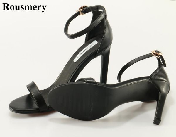 women classical design one strap black leather high heel sandals ankle buckle rousmery dress shoes
women classical design one strap black leather high heel sandals ankle buckle rousmery dress shoes