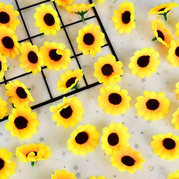 50pcs 4.5cm silk sunflower head artificial flower daisy for wedding birthday party home decor fake flowers diy wreath supplies decorative &
50pcs 4.5cm silk sunflower head artificial flower daisy for wedding birthday party home decor fake flowers diy wreath supplies decorative &