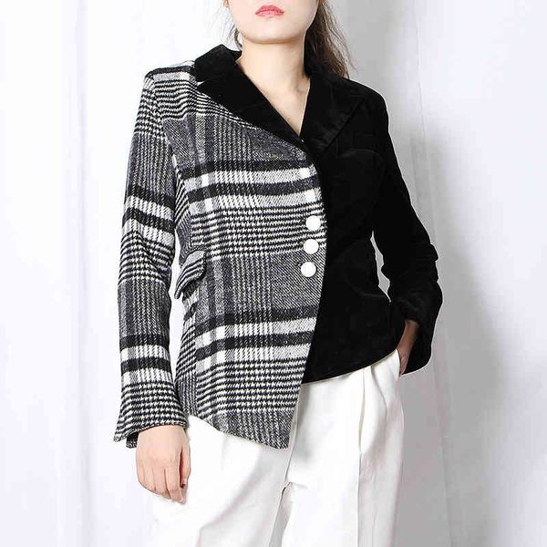 suits casual plaid blazer for women notched long sleeve hit color irregular hem blazers female fashion clothing 2021, White;black
suits casual plaid blazer for women notched long sleeve hit color irregular hem blazers female fashion clothing 2021, White;black