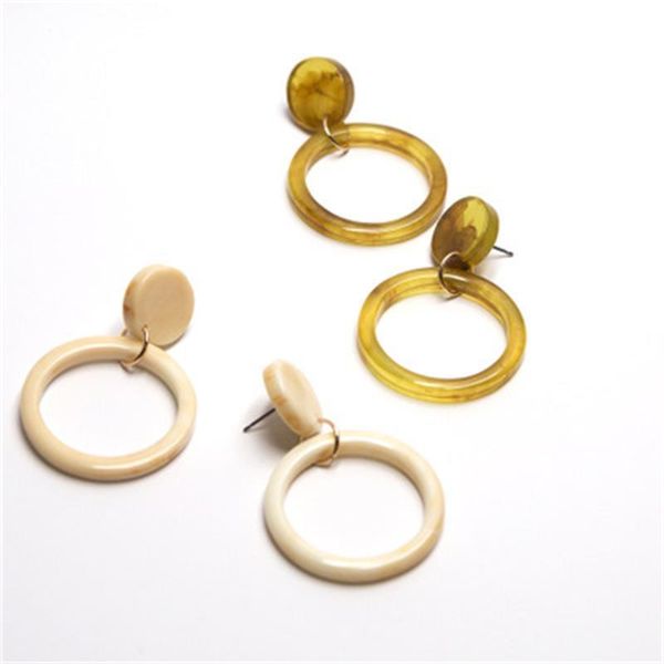 stud 2021 fashion simple shaped geometric round pattern beautiful resin color earrings for woman gifts, Golden;silver
stud 2021 fashion simple shaped geometric round pattern beautiful resin color earrings for woman gifts, Golden;silver