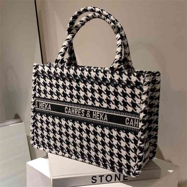 factory store 65% off clearance sale direct autumn and large capacity women's 2021 versatile red minority tote bags, Black;red
factory store 65% off clearance sale direct autumn and large capacity women's 2021 versatile red minority tote bags, Black;red