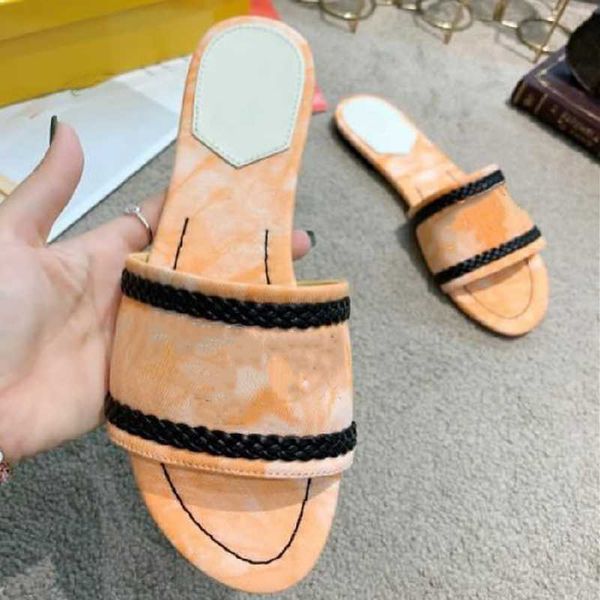 slippers woman shoes flat 2021 ladies fashion color leather sandals open toe zapatos de mujer round, Black
slippers woman shoes flat 2021 ladies fashion color leather sandals open toe zapatos de mujer round, Black