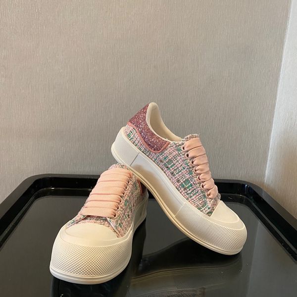 designer high-end fashion casual couple shoes, low-cut canvas, dynamic and versatile, comfortable, breathable , wear-resistant,, Black
designer high-end fashion casual couple shoes, low-cut canvas, dynamic and versatile, comfortable, breathable , wear-resistant,, Black