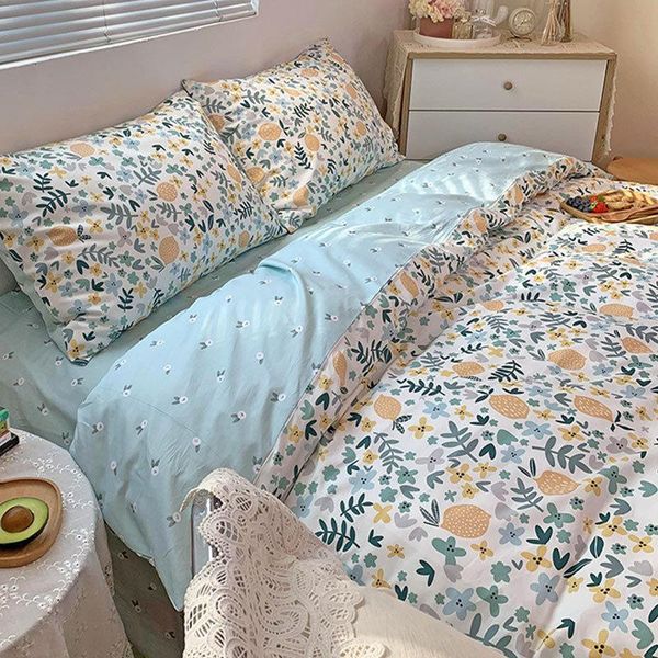 bedding sets 100% cotton three piece set four spring and autumn literature art pastoral small broken flower quilt bed sheet
bedding sets 100% cotton three piece set four spring and autumn literature art pastoral small broken flower quilt bed sheet