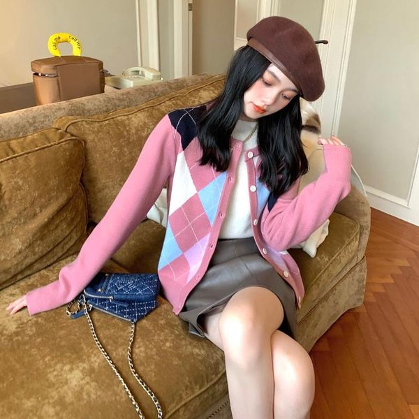 women's knits & tees 2021 autumn and winter vintage o-neck long sleeve argyle plaid cardigan sweater korean chic casual loose knitted c, White
women's knits & tees 2021 autumn and winter vintage o-neck long sleeve argyle plaid cardigan sweater korean chic casual loose knitted c, White