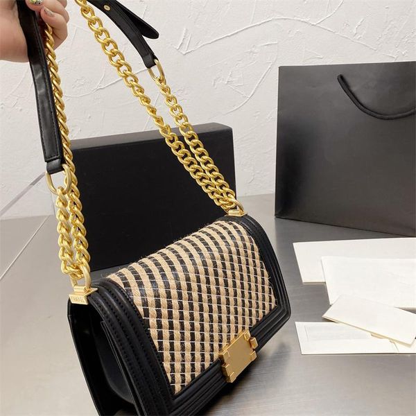 designer women shoulder bag lock small diamond lattice genuine leather classic golden lady wallet crossbody bags
designer women shoulder bag lock small diamond lattice genuine leather classic golden lady wallet crossbody bags
