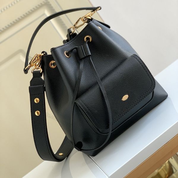 10a l bag ladies drawstring bucket bags handbag shoulder cross body bag grain soft calfskin fashion letter classic turn lock removable strap
10a l bag ladies drawstring bucket bags handbag shoulder cross body bag grain soft calfskin fashion letter classic turn lock removable strap