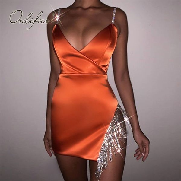 orange summer women satin mini dress spaghetti strap bodycon diamond silk slip 210513, Black;gray
orange summer women satin mini dress spaghetti strap bodycon diamond silk slip 210513, Black;gray