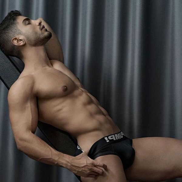 underpants cotton man's underwear briefs comfortable men's bikini underware gay lingerie, Black;white
underpants cotton man's underwear briefs comfortable men's bikini underware gay lingerie, Black;white