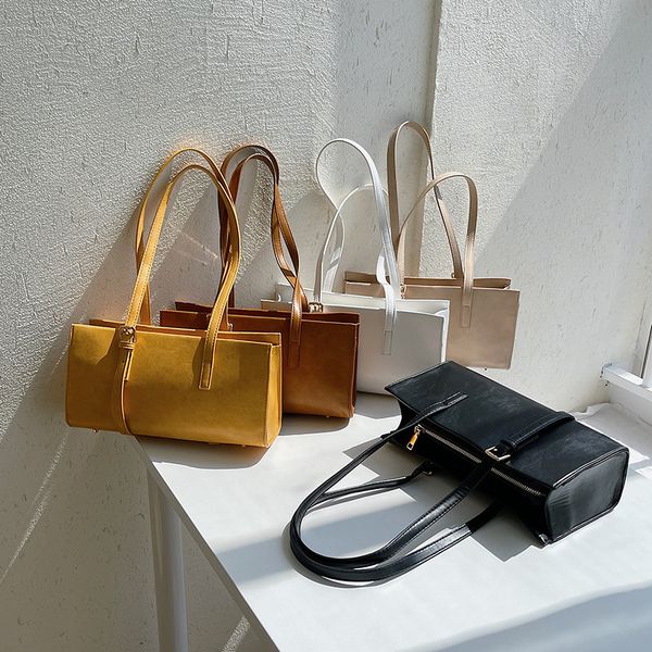 korean version new fashion trend single shoulder styling personalized hand-held women's bag large capacity tote bag
korean version new fashion trend single shoulder styling personalized hand-held women's bag large capacity tote bag