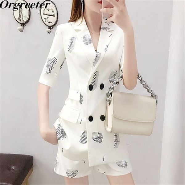 elegant ladies shorts two piece set female letter printted sleeve slim coat and pants suits 210602, White
elegant ladies shorts two piece set female letter printted sleeve slim coat and pants suits 210602, White
