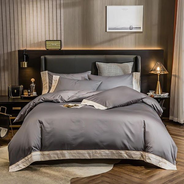 100% cotton home textile bedding bedspread set pure gray chic embroidery duvet cover bed sheet linen pillowcases king size sets
100% cotton home textile bedding bedspread set pure gray chic embroidery duvet cover bed sheet linen pillowcases king size sets