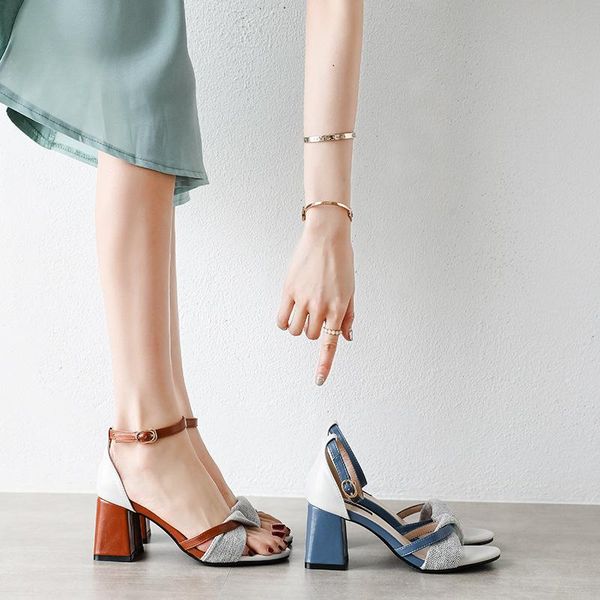 sandals lady's chunky heel women summer shoes round toe high strappy heels, Black
sandals lady's chunky heel women summer shoes round toe high strappy heels, Black