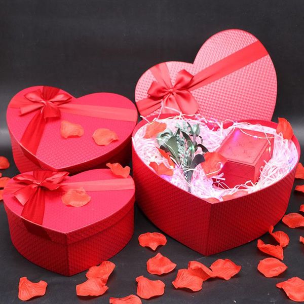 florist hat boxes red heart shaped candy 1pcs gift box packaging for gifts christmas flowers living vase wrap
florist hat boxes red heart shaped candy 1pcs gift box packaging for gifts christmas flowers living vase wrap