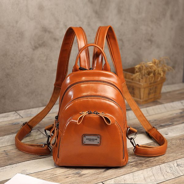 2021 spring and summer new oil wax leather fashion multi compartment zipper women's backpack
2021 spring and summer new oil wax leather fashion multi compartment zipper women's backpack