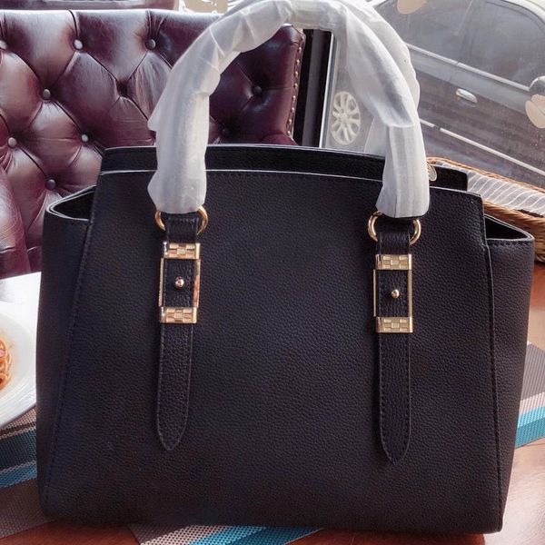 womens shoulder bags lady handbags purses tote bag litchi lines women genuine leather ladies handbag purse high-capacity plain, Red;black
womens shoulder bags lady handbags purses tote bag litchi lines women genuine leather ladies handbag purse high-capacity plain, Red;black