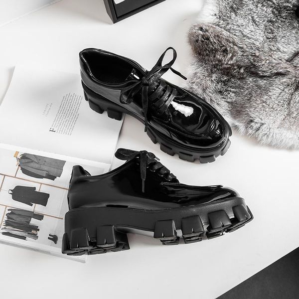 dress shoes liu wen's same british black small leather shoes, women's summer thick soled muffin, leford heel
dress shoes liu wen's same british black small leather shoes, women's summer thick soled muffin, leford heel