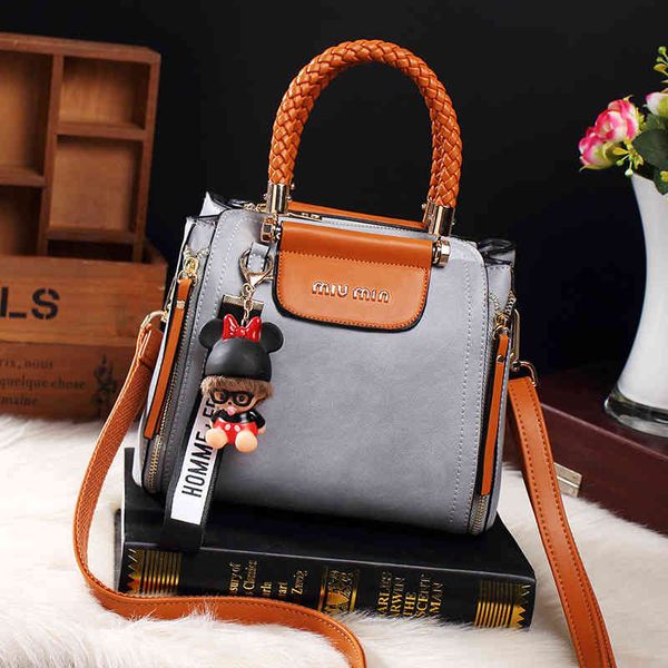 evening bags fashion ladies tote handbag vintage for women leather woman messenger shoulder hand bag crossbody luxury designer ab16 q44g
evening bags fashion ladies tote handbag vintage for women leather woman messenger shoulder hand bag crossbody luxury designer ab16 q44g