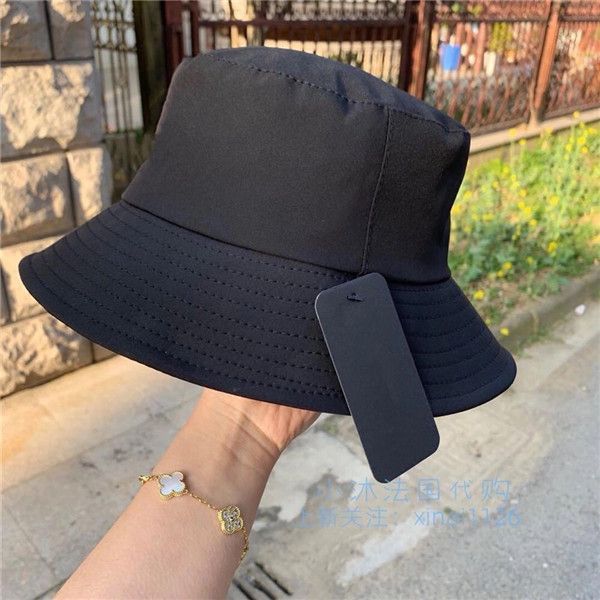 2021 female bucket hat fashion classic designer spring travel casual big brimmed hats, Blue;gray
2021 female bucket hat fashion classic designer spring travel casual big brimmed hats, Blue;gray