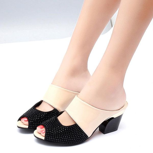 women sandals 2021 summer shoes woman fashion slides cut-out open toe slip on mothers female bling slippers, Black
women sandals 2021 summer shoes woman fashion slides cut-out open toe slip on mothers female bling slippers, Black