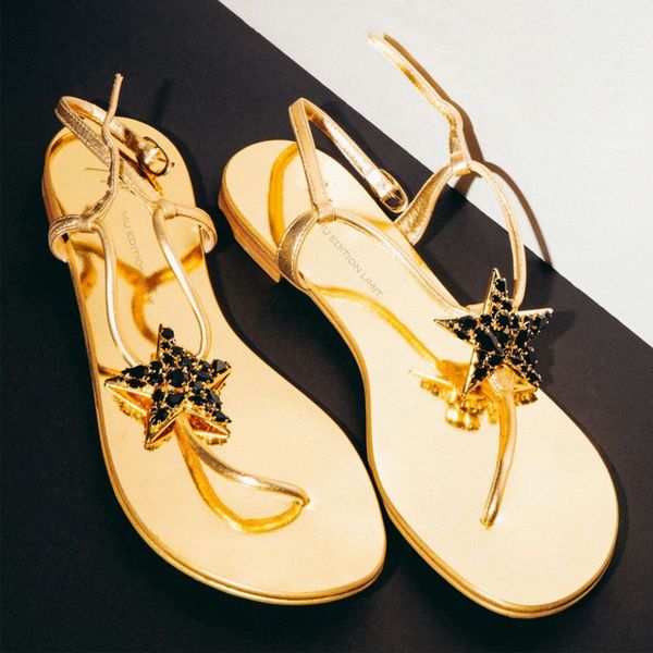 slippers 2021 summer flip-toe star crystal diamond flat-bottom all-match holiday beach comfortable dress women sandals j1ss, Black
slippers 2021 summer flip-toe star crystal diamond flat-bottom all-match holiday beach comfortable dress women sandals j1ss, Black