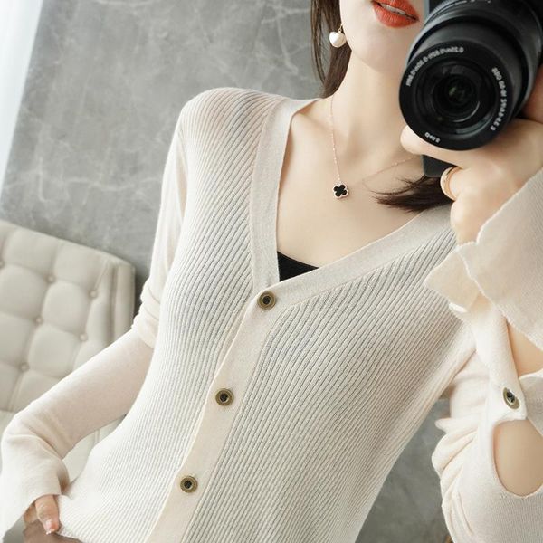 women's knits & tees 2021 spring pure wool cardigan thin knit sweater slim wild large size long-sleeved fashion short v-neck jacket, White
women's knits & tees 2021 spring pure wool cardigan thin knit sweater slim wild large size long-sleeved fashion short v-neck jacket, White