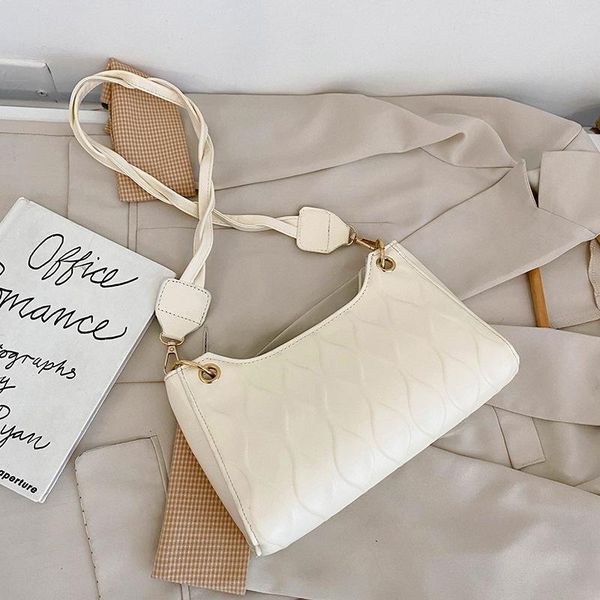cross body fashion embossed female bags pu leather woven zipper shoulder bag trendy texture luxury design handbags for women 2021 summer
cross body fashion embossed female bags pu leather woven zipper shoulder bag trendy texture luxury design handbags for women 2021 summer