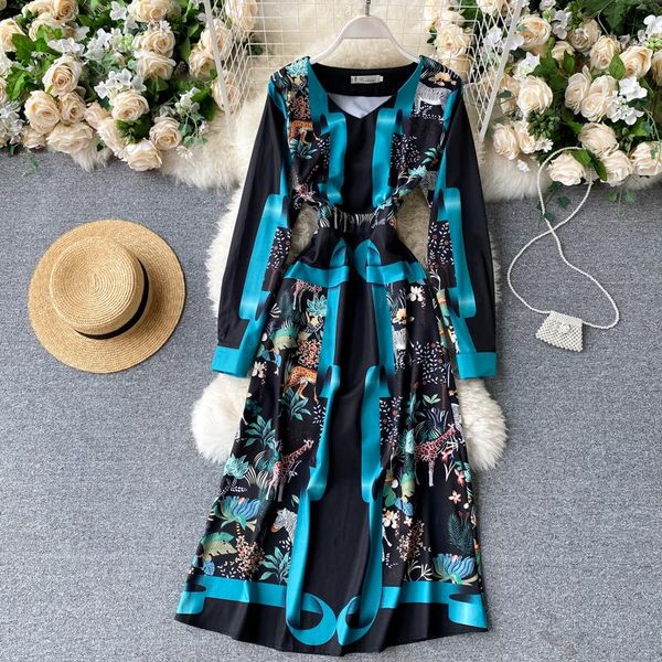 casual dresses vintage printed dress autumn and winter temperament v-neck mid-length retro women's clothing, Black;gray
casual dresses vintage printed dress autumn and winter temperament v-neck mid-length retro women's clothing, Black;gray
