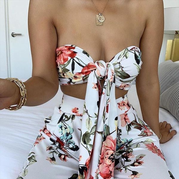 2 piece floral print set women tracksuits off shoulder sleeveless knotted and wide legs pants tracksuit summer beachwear outfits, Gray
2 piece floral print set women tracksuits off shoulder sleeveless knotted and wide legs pants tracksuit summer beachwear outfits, Gray