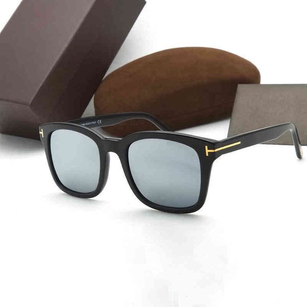 2022 factory wholesale new fashion luxury polarized men for women driving square mirror sunglasses with original case, White;black
2022 factory wholesale new fashion luxury polarized men for women driving square mirror sunglasses with original case, White;black