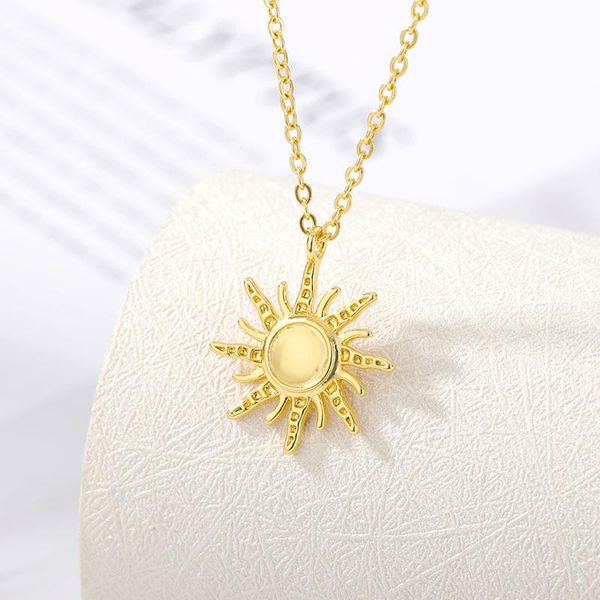pendant necklaces 2021 trend gifts simple sun flower chain necklace retro stainless steel gold color for women jewelry wholesale, Silver
pendant necklaces 2021 trend gifts simple sun flower chain necklace retro stainless steel gold color for women jewelry wholesale, Silver