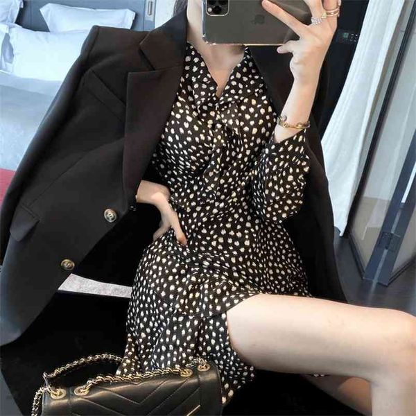 2 piece set women blazer suit and dress suits houndstooth blazers fashion coat outerwear polka dot mini dresses two 210514, White
2 piece set women blazer suit and dress suits houndstooth blazers fashion coat outerwear polka dot mini dresses two 210514, White
