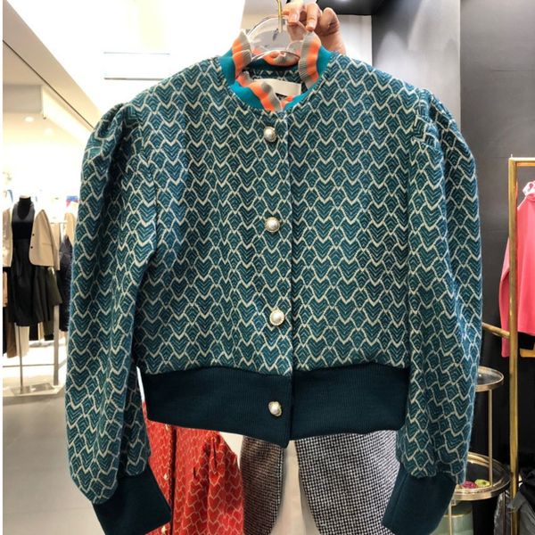 spring contrast lace stand collar pearl buttoned up loose short coats women patchwork thermal queen jacket 210510, Black;brown
spring contrast lace stand collar pearl buttoned up loose short coats women patchwork thermal queen jacket 210510, Black;brown
