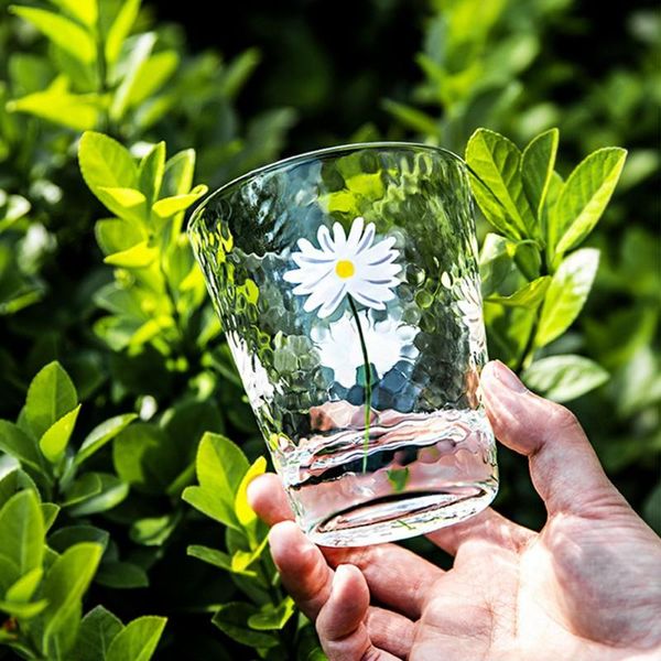 wine glasses japanese hand-painted glass chrysanthemum hammer household beer whiskey crystal cups juice cup
wine glasses japanese hand-painted glass chrysanthemum hammer household beer whiskey crystal cups juice cup