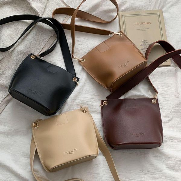 retro style waist bags fashion solid color bucket bag wild letter pu leather female shoulder messenger
retro style waist bags fashion solid color bucket bag wild letter pu leather female shoulder messenger