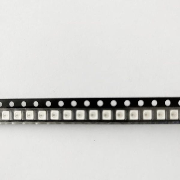 light beads 100-1000 sk6805-2427 full color chip as ws2812b type 0.1wapower integrated source intelligent control led
light beads 100-1000 sk6805-2427 full color chip as ws2812b type 0.1wapower integrated source intelligent control led