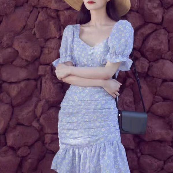 dress 2021 spring and summer fashionable sweet little daisy printed high waist pleated mini 66hp, Black;gray
dress 2021 spring and summer fashionable sweet little daisy printed high waist pleated mini 66hp, Black;gray