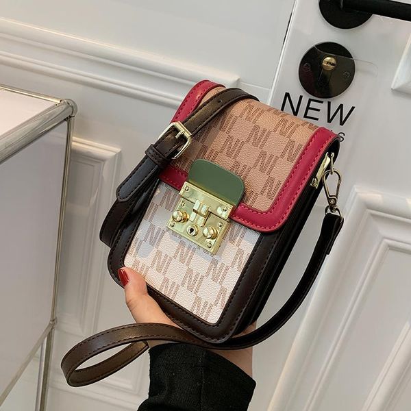 shoulder bags niche design bag women 2021 fashion messenger square mobile phone width: 12cm
shoulder bags niche design bag women 2021 fashion messenger square mobile phone width: 12cm