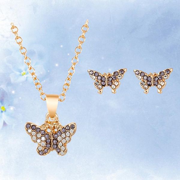3pcs beautiful shaped earrings environmental alloy temperament cloth accessory for lady girls stud, Golden;silver
3pcs beautiful shaped earrings environmental alloy temperament cloth accessory for lady girls stud, Golden;silver