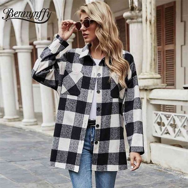 turndown collar vintage single breasted plaid coat women autumn winter pocket loose casual ladies outerwear clothes 210510, Black;brown
turndown collar vintage single breasted plaid coat women autumn winter pocket loose casual ladies outerwear clothes 210510, Black;brown