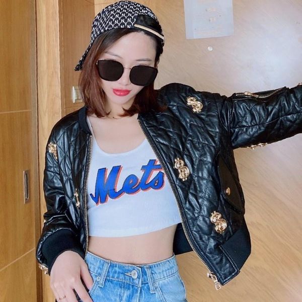 women's leather & faux street high women diamonds golden metal short natural sheepskin coat gothic outwear bf style genuine bomber jack, Black
women's leather & faux street high women diamonds golden metal short natural sheepskin coat gothic outwear bf style genuine bomber jack, Black