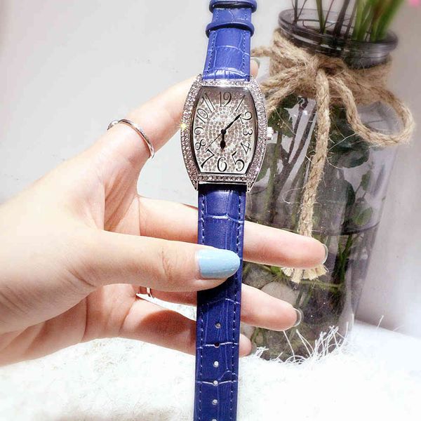 watch personality fashion trend bucket women's full diamond digital real belt waterproof inlaid, Slivery;brown
watch personality fashion trend bucket women's full diamond digital real belt waterproof inlaid, Slivery;brown